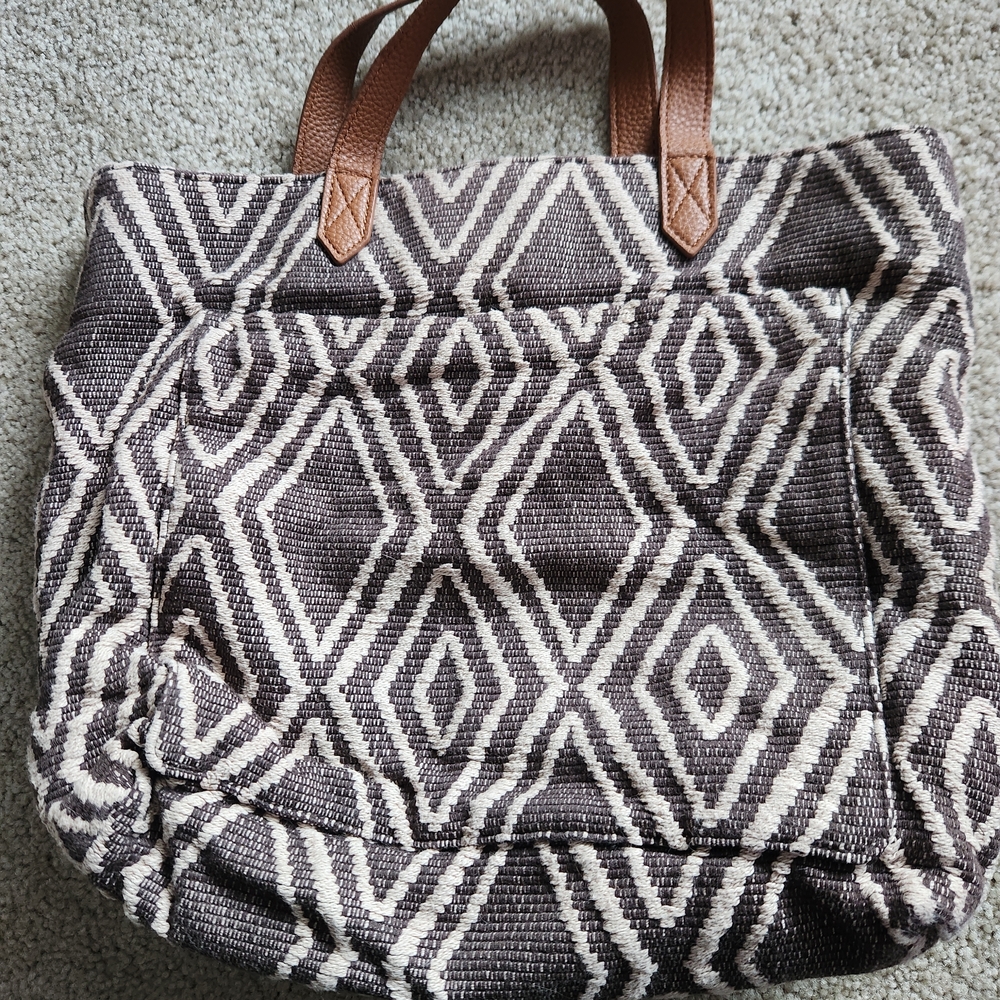 Thirty-One Geometric Tote Bag - Picture 2 of 7